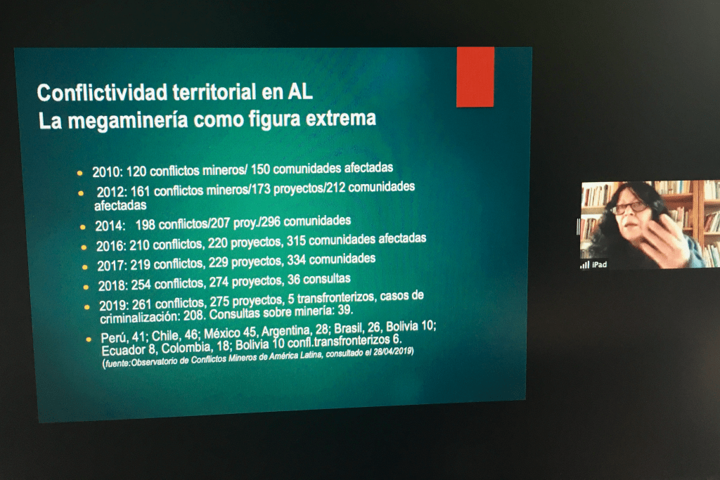 Folie aus der Präsentation Maristella Svampas (Screenshot)